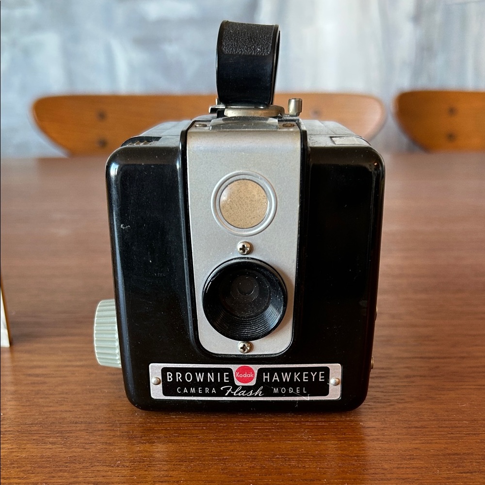Kodak Brownie Hawkeye Flash Model Camera